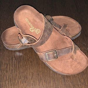 Mountain Sole sandals leather upper size 8